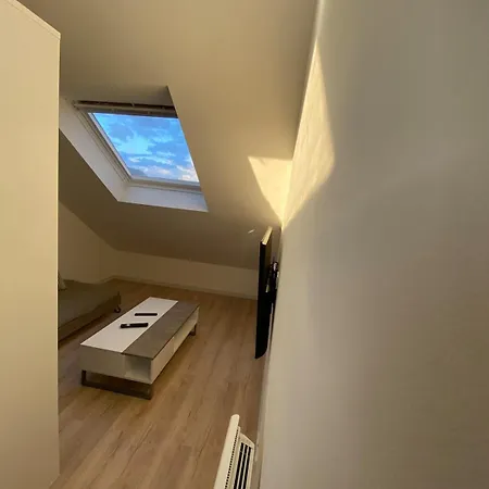 La 5 Etoiles 30g Rue General Margueritte Lägenhet *