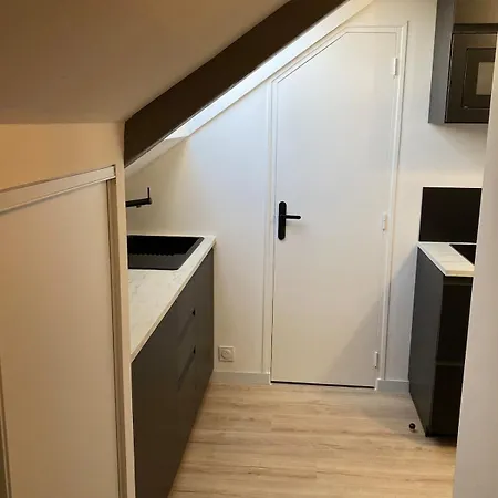 La 5 Etoiles 30g Rue General Margueritte Lägenhet