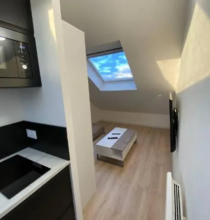 La 5 Etoiles 30g Rue General Margueritte Rennes